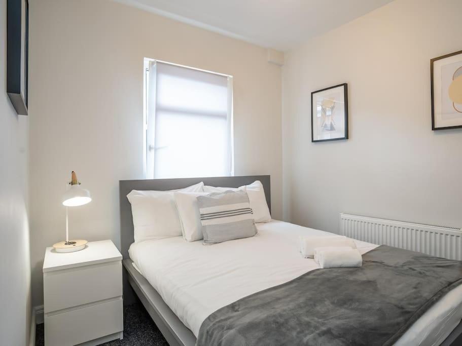 Cozy Townhouse, Walking Distance To Belfast City 외부 사진